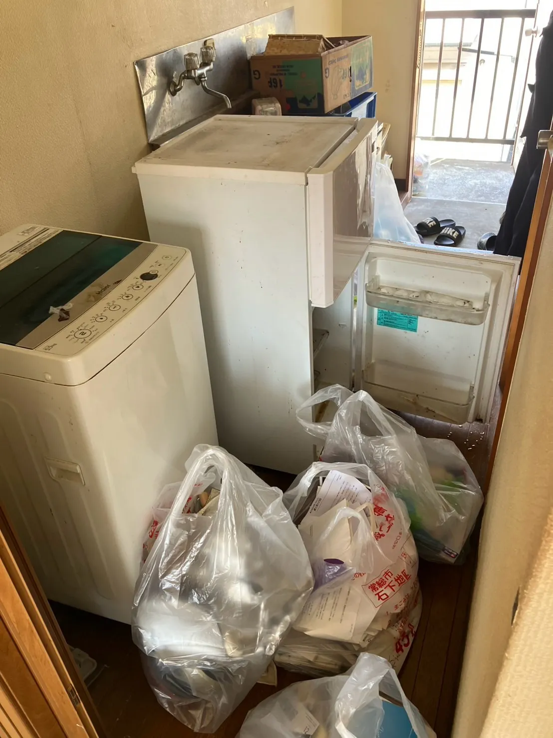 茨城県にてお引越しに伴う不用品回収とクリーニングを行いました...